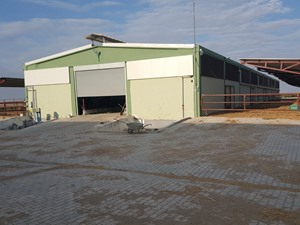 ÖZDE BESİ ÇİFTLİĞİ